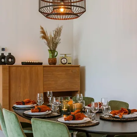 Huswell - Beautiful With Parking Close To The Sea Apartment