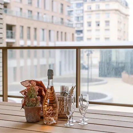 Huswell - Beautiful With Parking Close To The Sea Apartment *